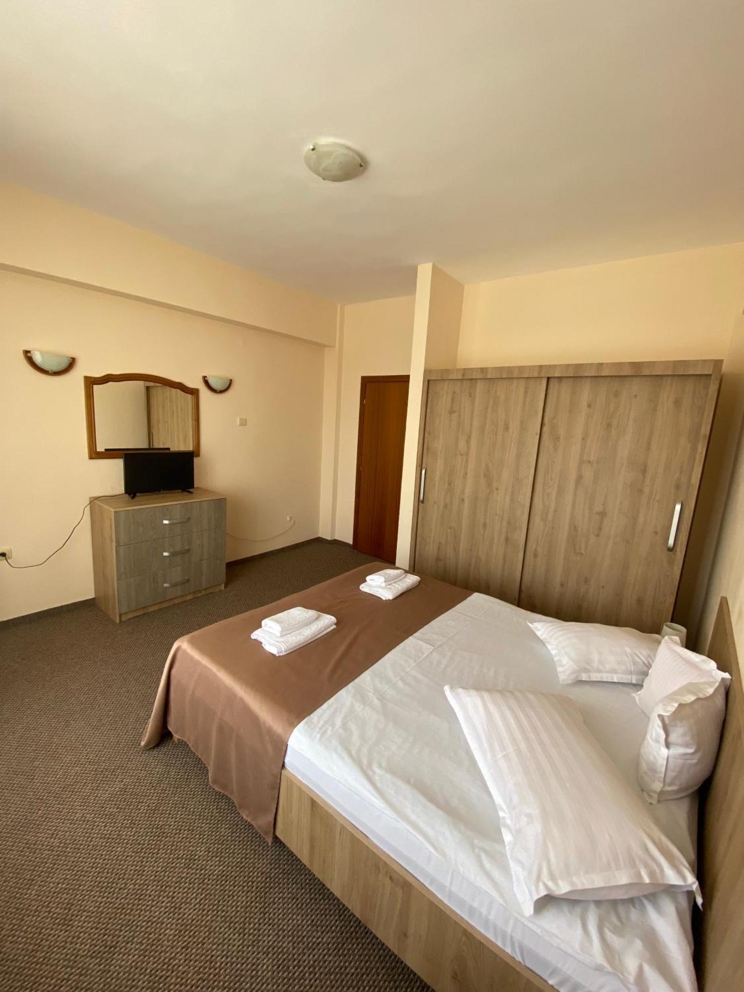 Hotel Diana Бистрица Экстерьер фото