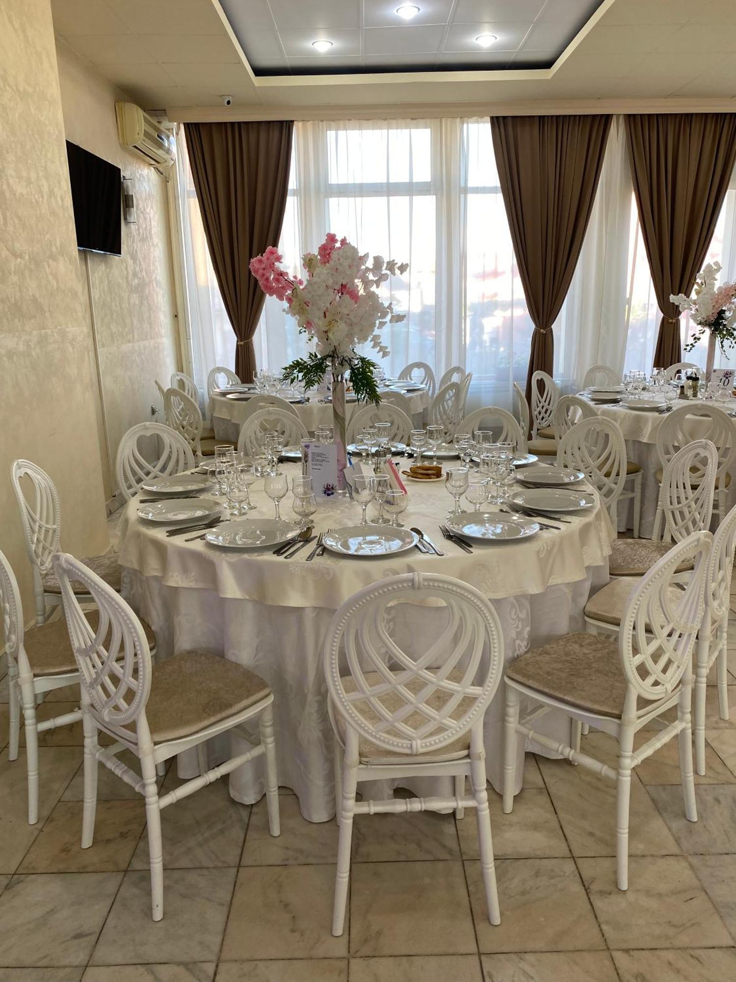 Hotel Diana Бистрица Экстерьер фото