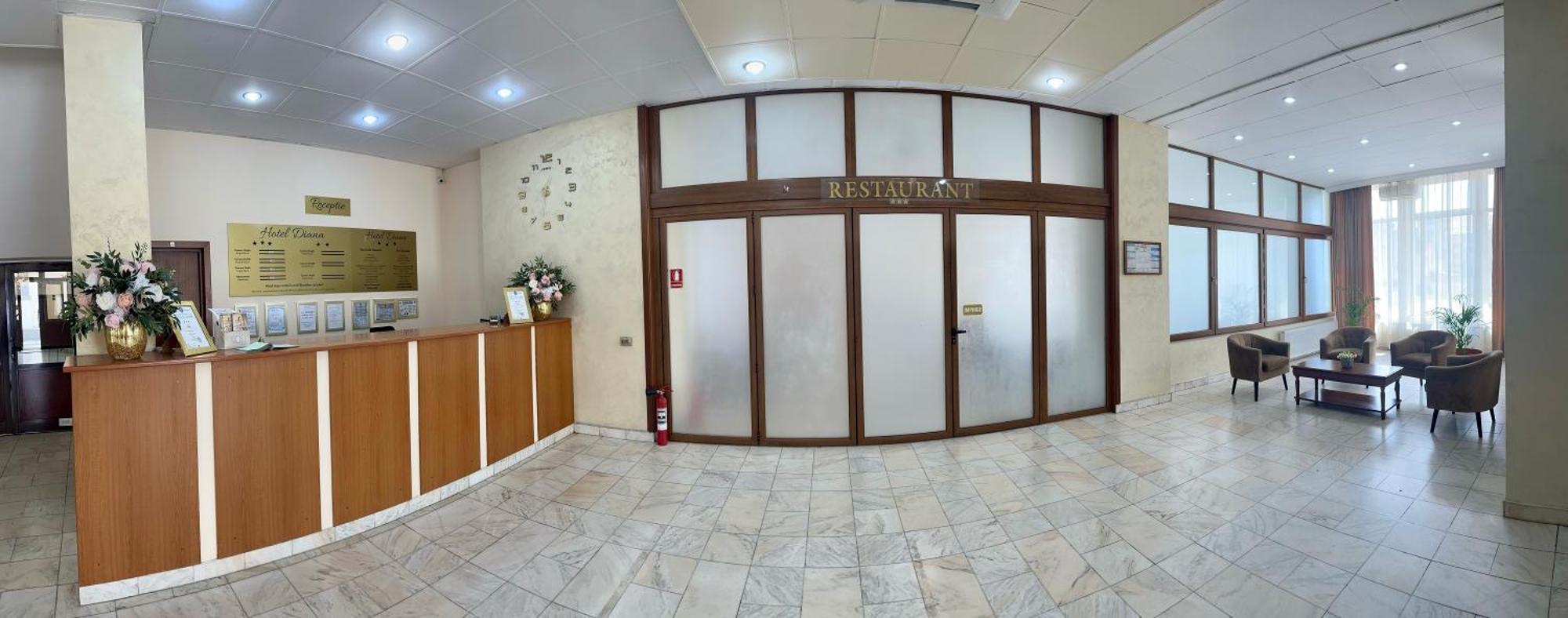 Hotel Diana Бистрица Экстерьер фото